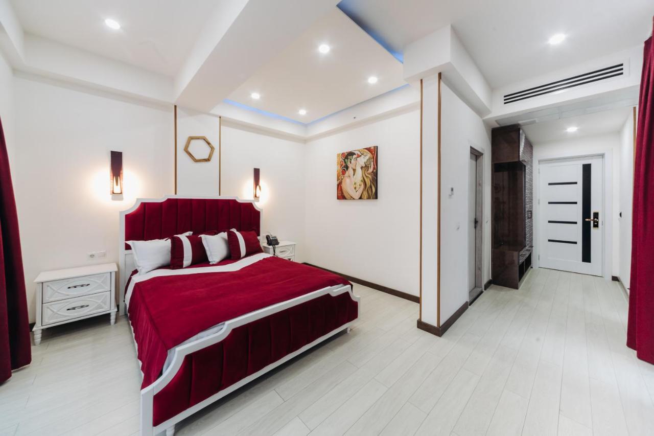 Luxin Tbilisi Exterior foto