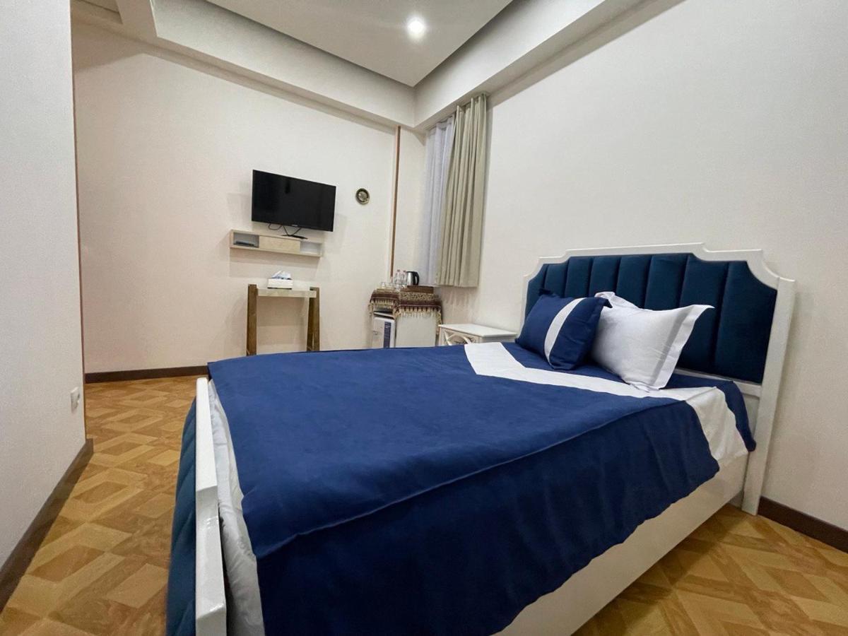 Luxin Tbilisi Exterior foto
