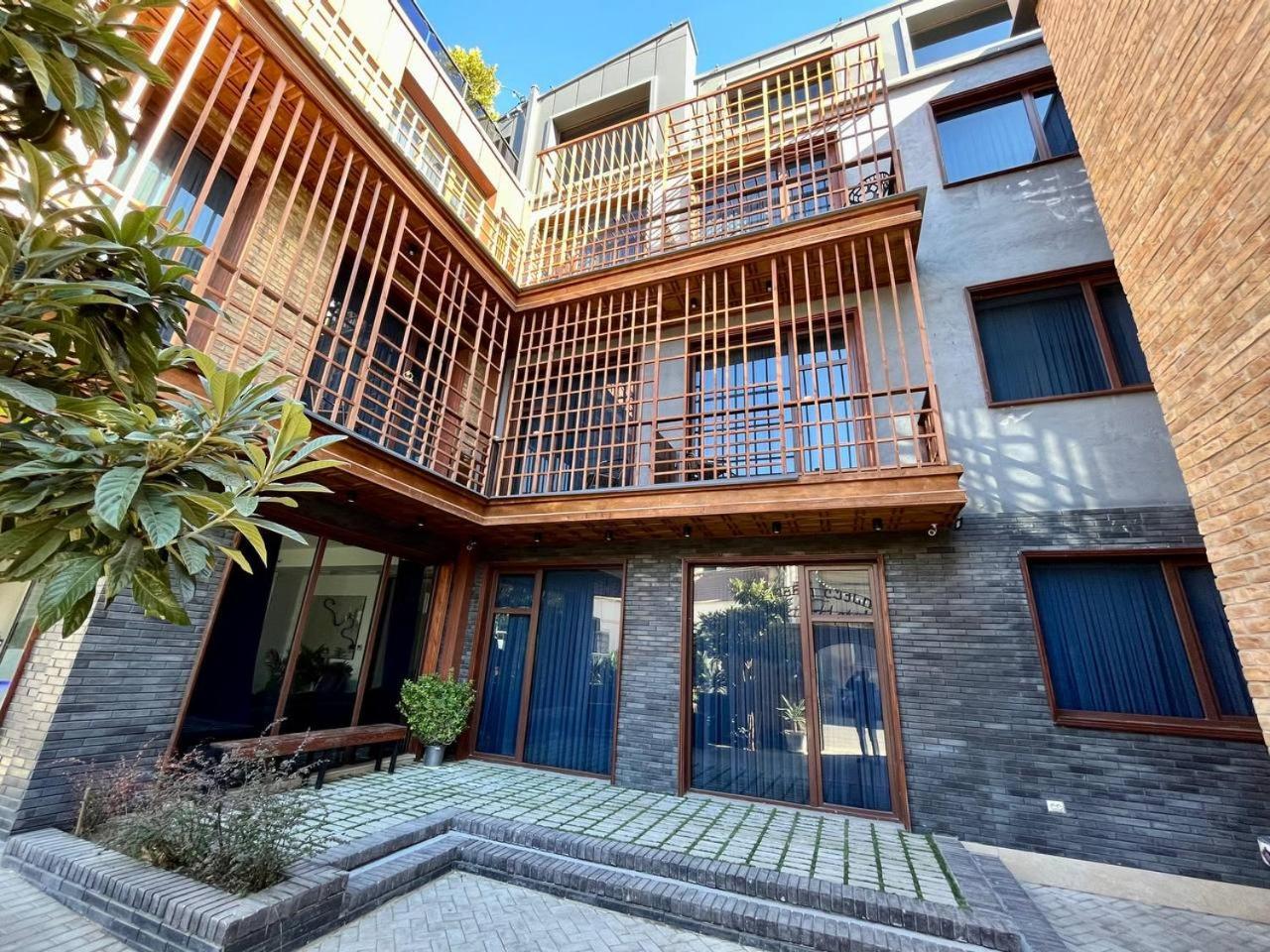 Luxin Tbilisi Exterior foto